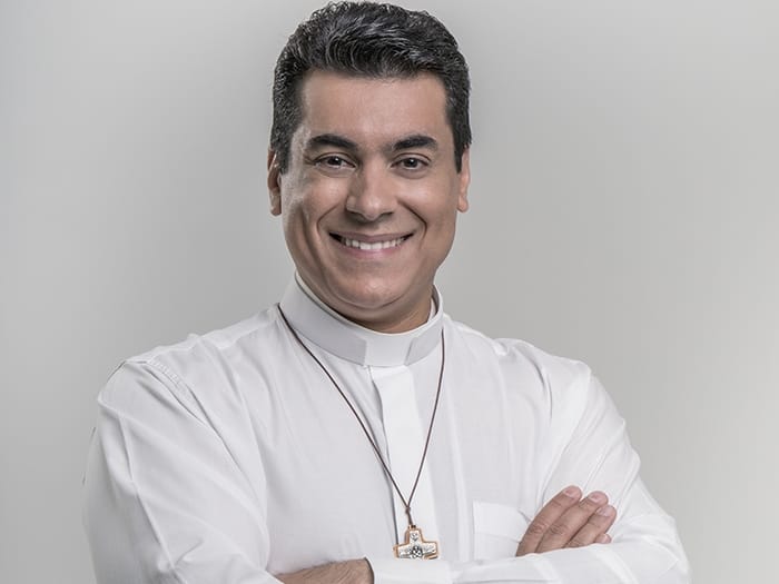Padre Chrystian Shankar